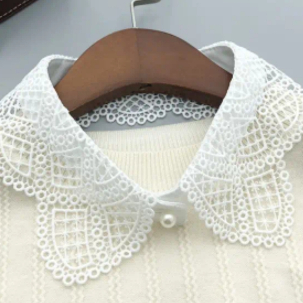 DETACHABLE LACE COLLAR DRESS UP ANY DRESS OR SWEATER DETACHABLE - Picture 2 of 7